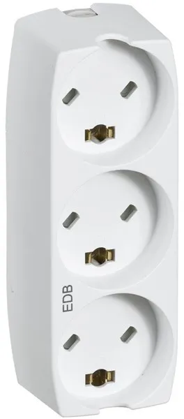 LK jatkojohto, jossa on 3 suorakulmaista pistoketta EDB 2-napainen maadoituksella, valkoinen